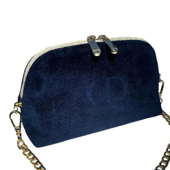 ‘CD’ Logo Navy Velvet Beauty Pouch+Unbranded Chain Crossbody - Picture 4 of 15